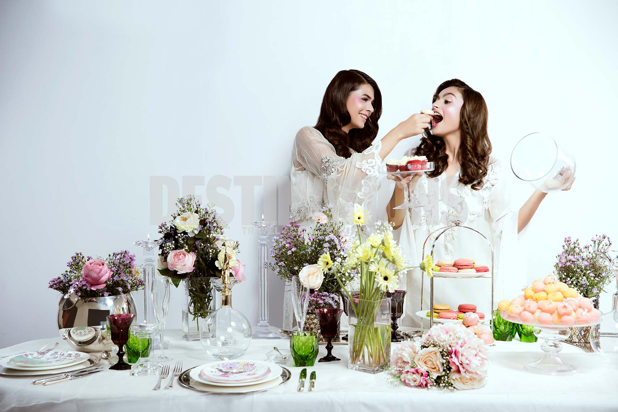 Giti Ara & Yasmeen Hashmi